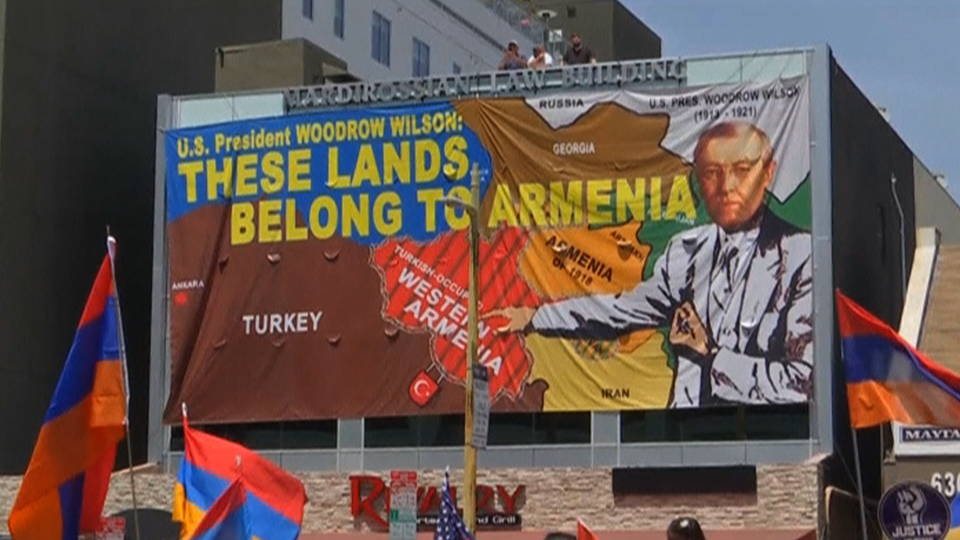 H07 armenian protest