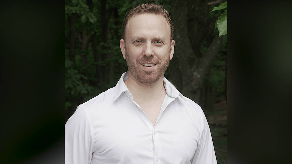 H8 max blumenthal arrested false charges grayzone washington dc police venezuelan embassy