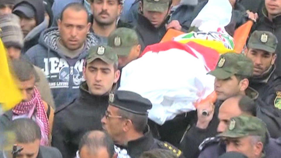 Hdlns7 west bank funeral palestinian children