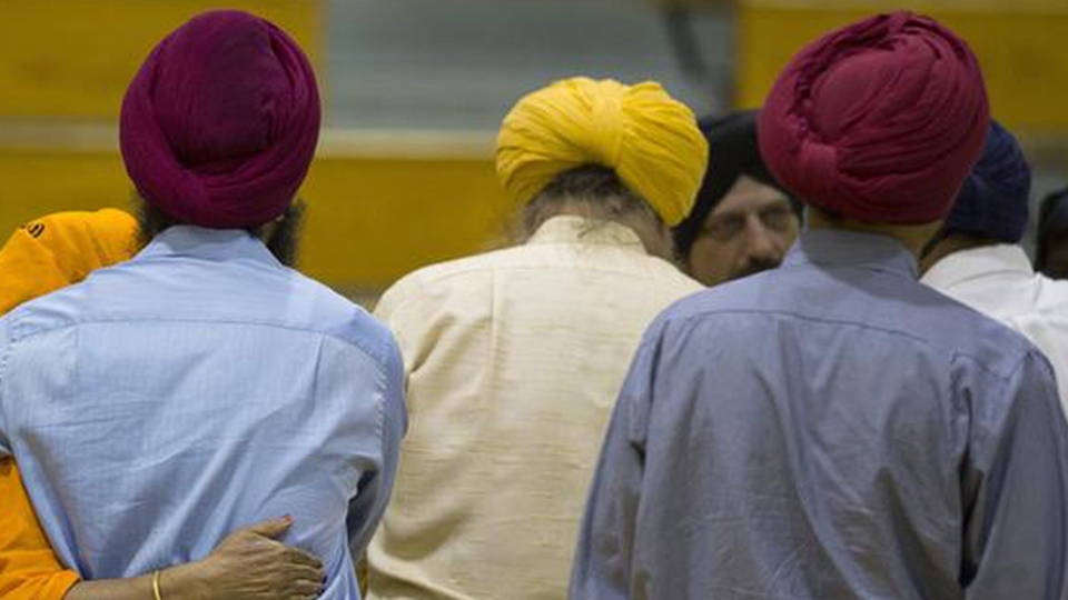 H07 sikh people