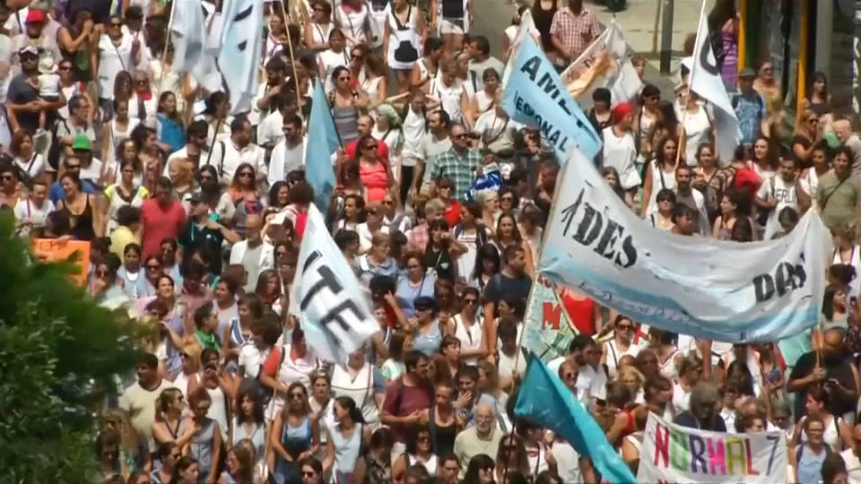 H14 argentina wage protest