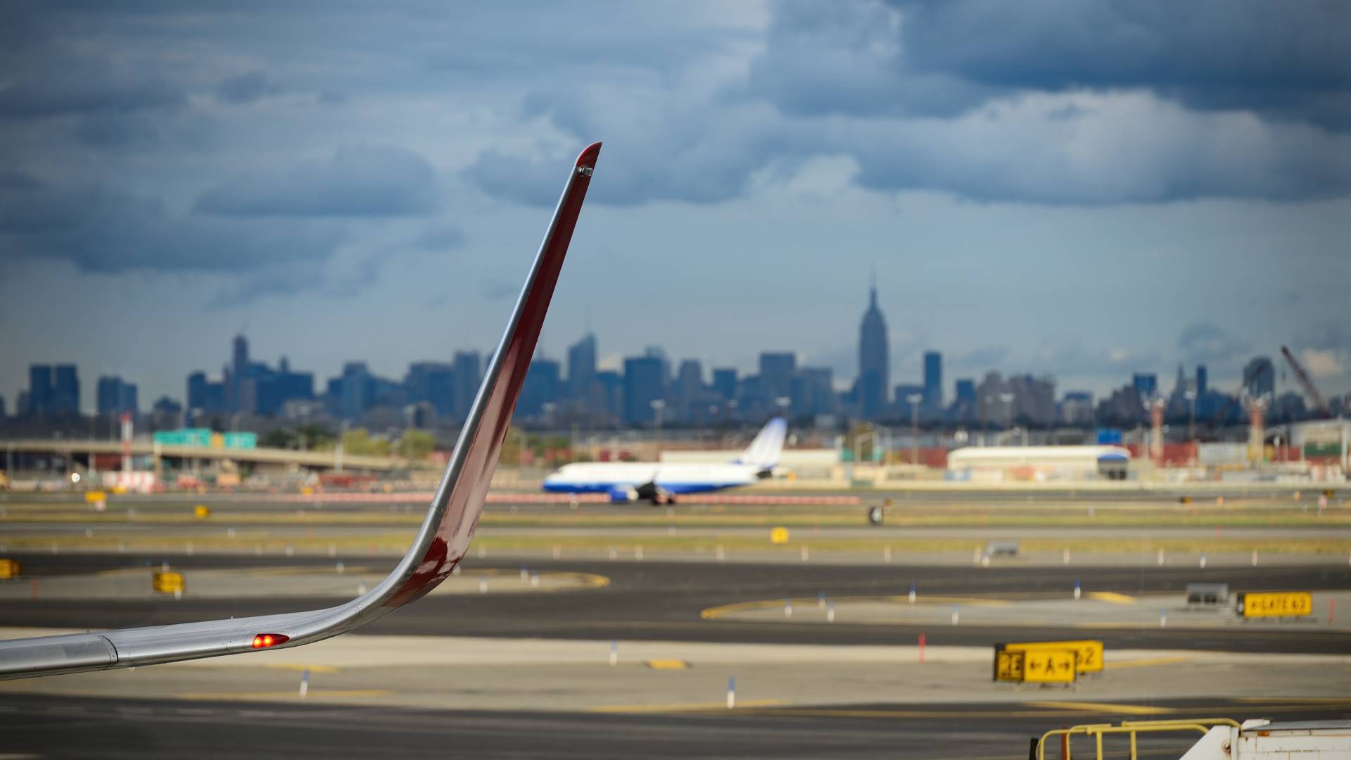 Flight Cancellations Plague Newark Airport After Controllers Lose ...