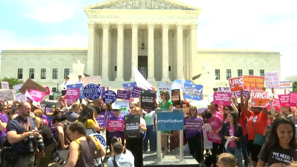 Ruth Bader Ginsburg: A woman seeking abortion is not a 'mother'