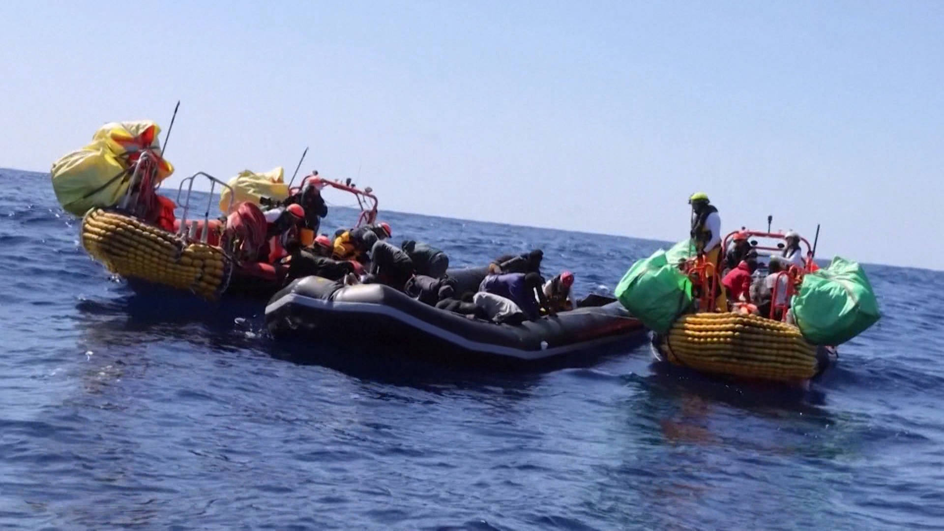 At Least 16 Asylum Seekers Drown in Pair of Shipwrecks Near Turkey and Greece