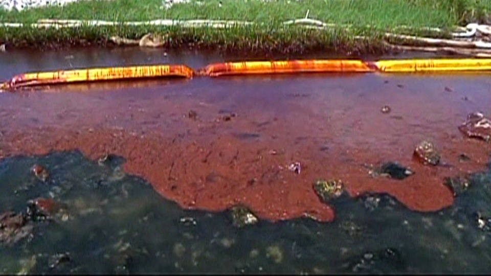H12 oil spill 2