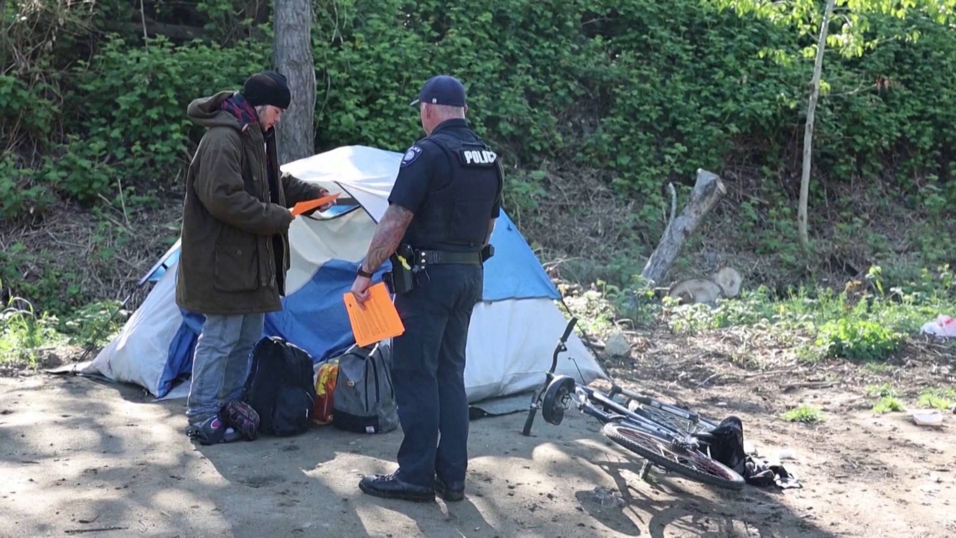 Liberal Justices Challenge Oregon City’s Homelessness Ban as SCOTUS Considers Key Case