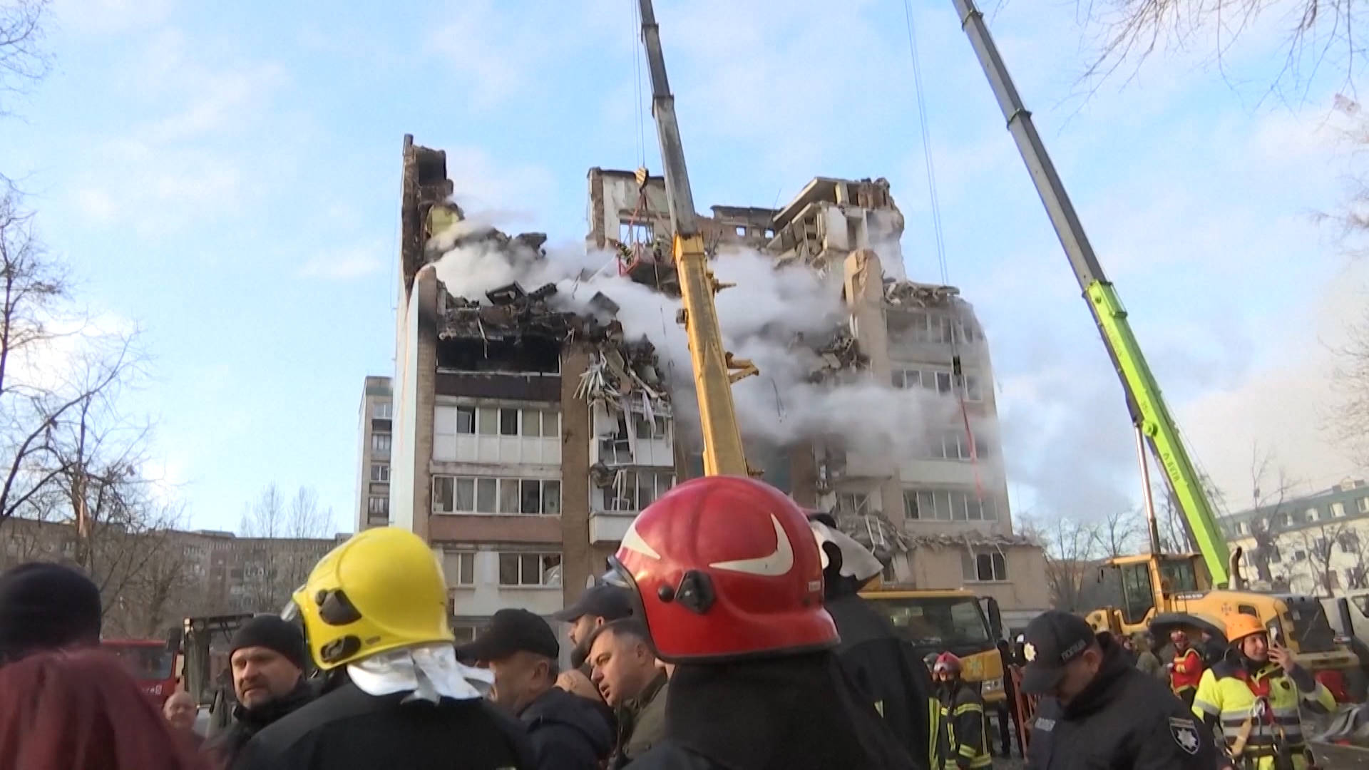 Russian Drone and Missile Attacks Kill 26 in Ukraine