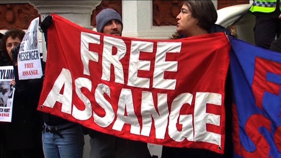 Julian Assange Questioned by Swedish Prosecutor in London Julian Assange Questioned by Swedish Prosecutor in London