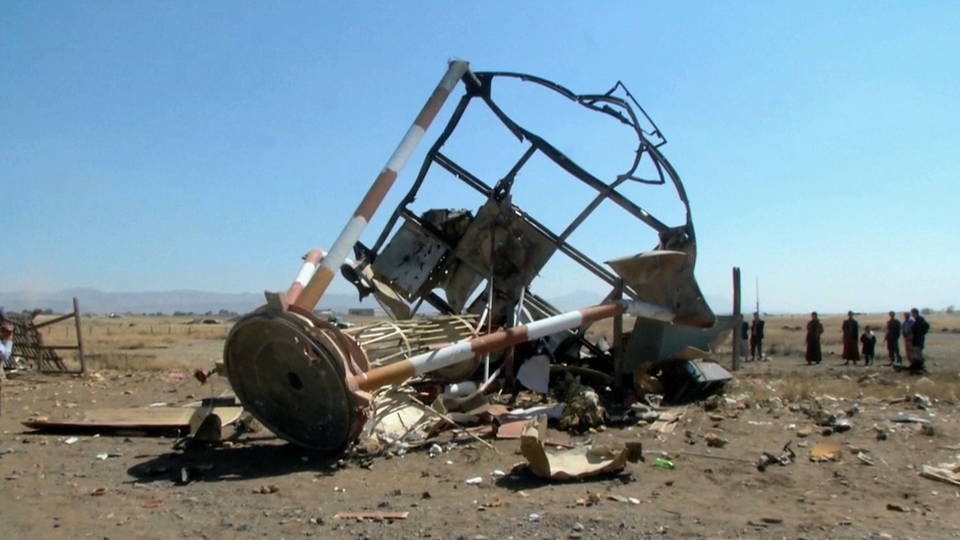h09 saudi bomb yemen airport
