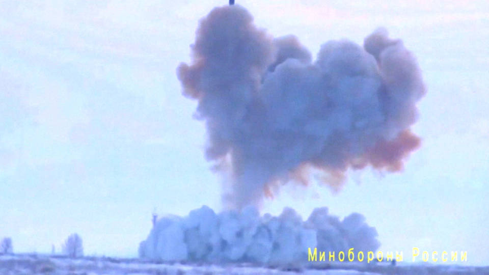 FIRST glimpse of Putin's INVINCIBLE hypersonic missile FIRST glimpse of Putin's INVINCIBLE hypersonic missile