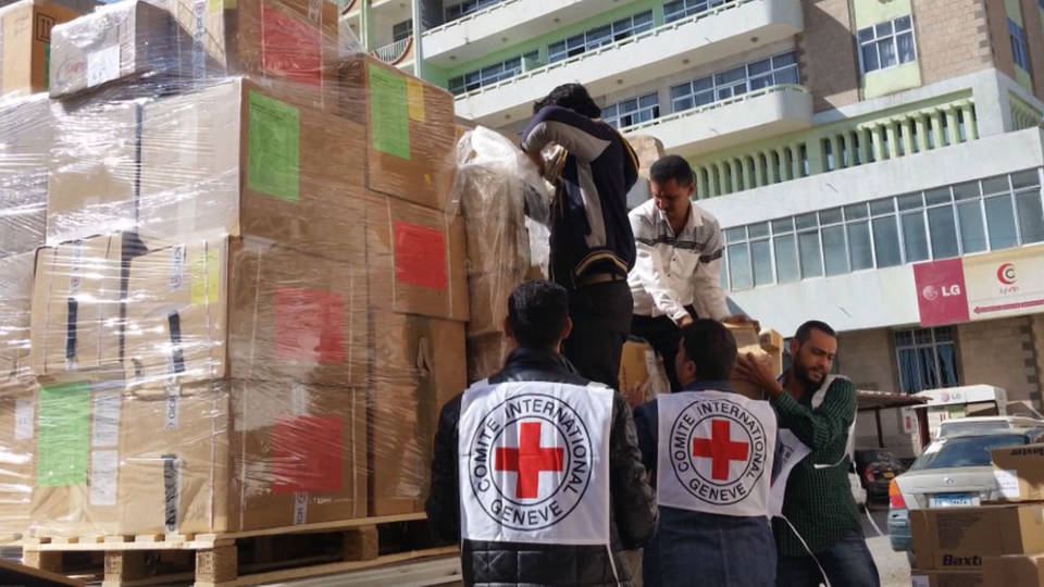 H6 redcross yemen pull staff