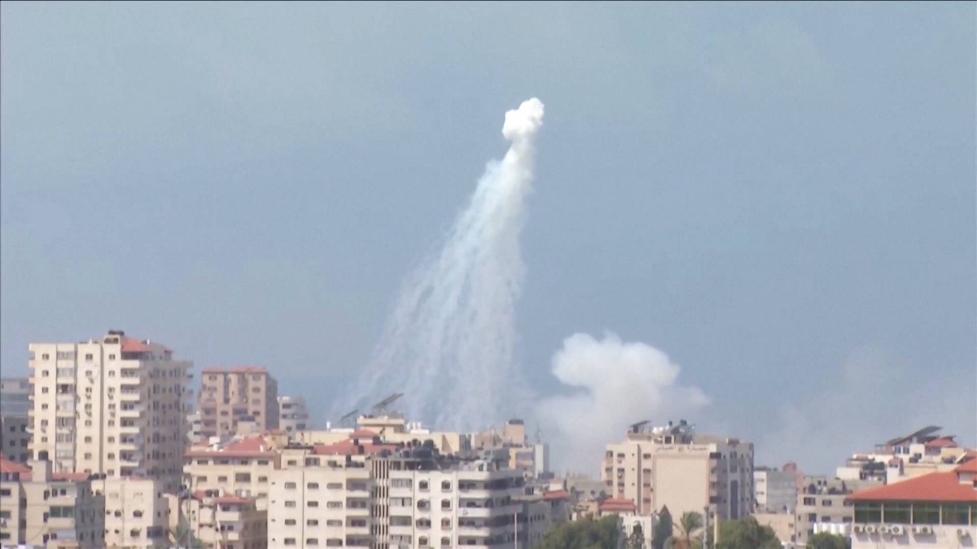 Israel Fires White Phosphorus in Lebanon and Gaza