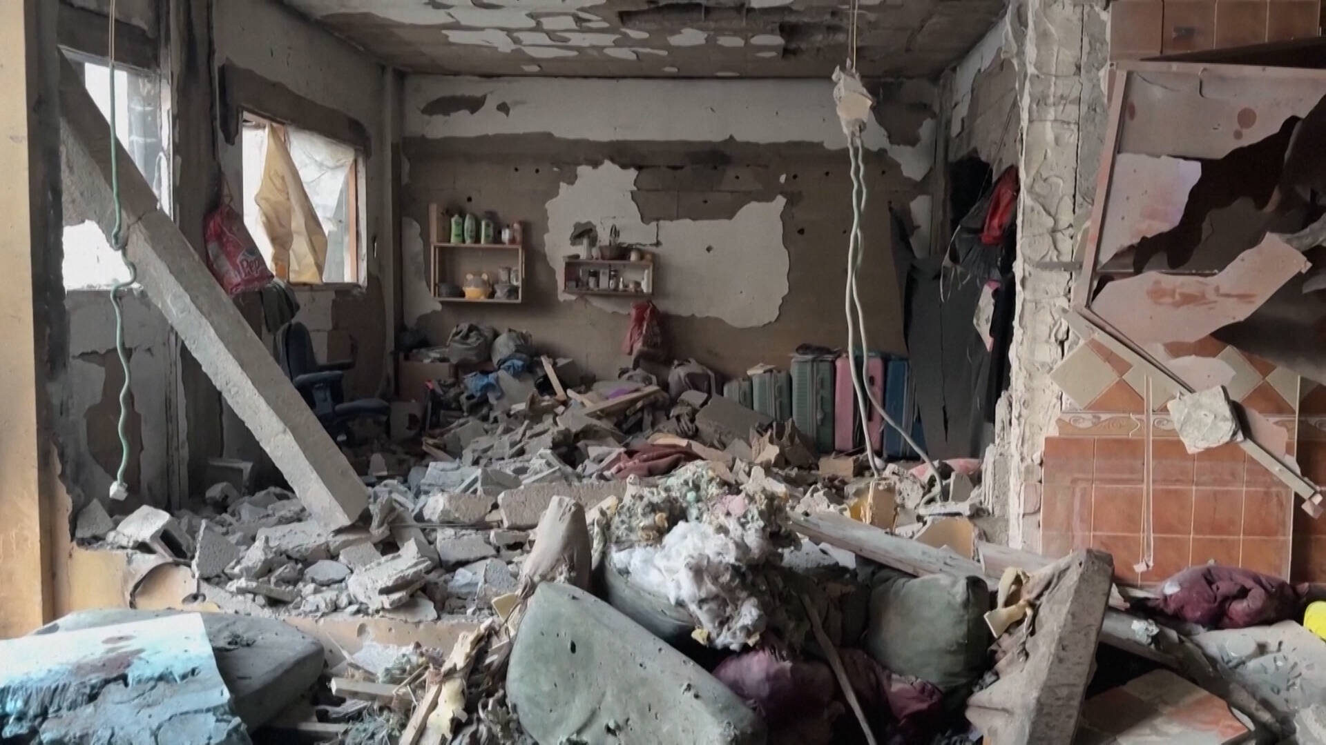 Israeli Strikes in Gaza Kill Seven Palestinians | Democracy Now!