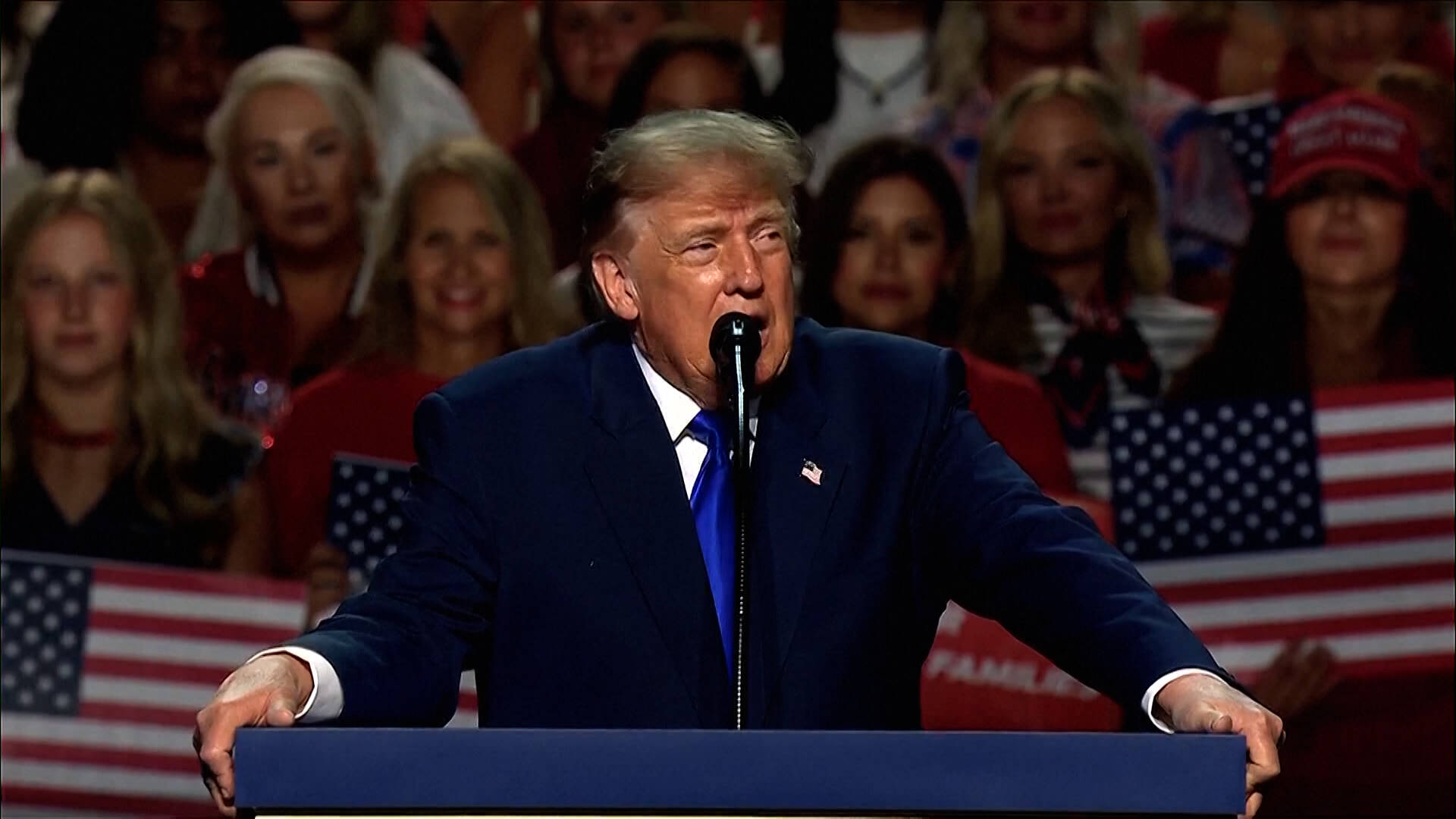 Trump Pledges $5,000 Payment to All U.S. Adults If Republicans Win Midterm ...