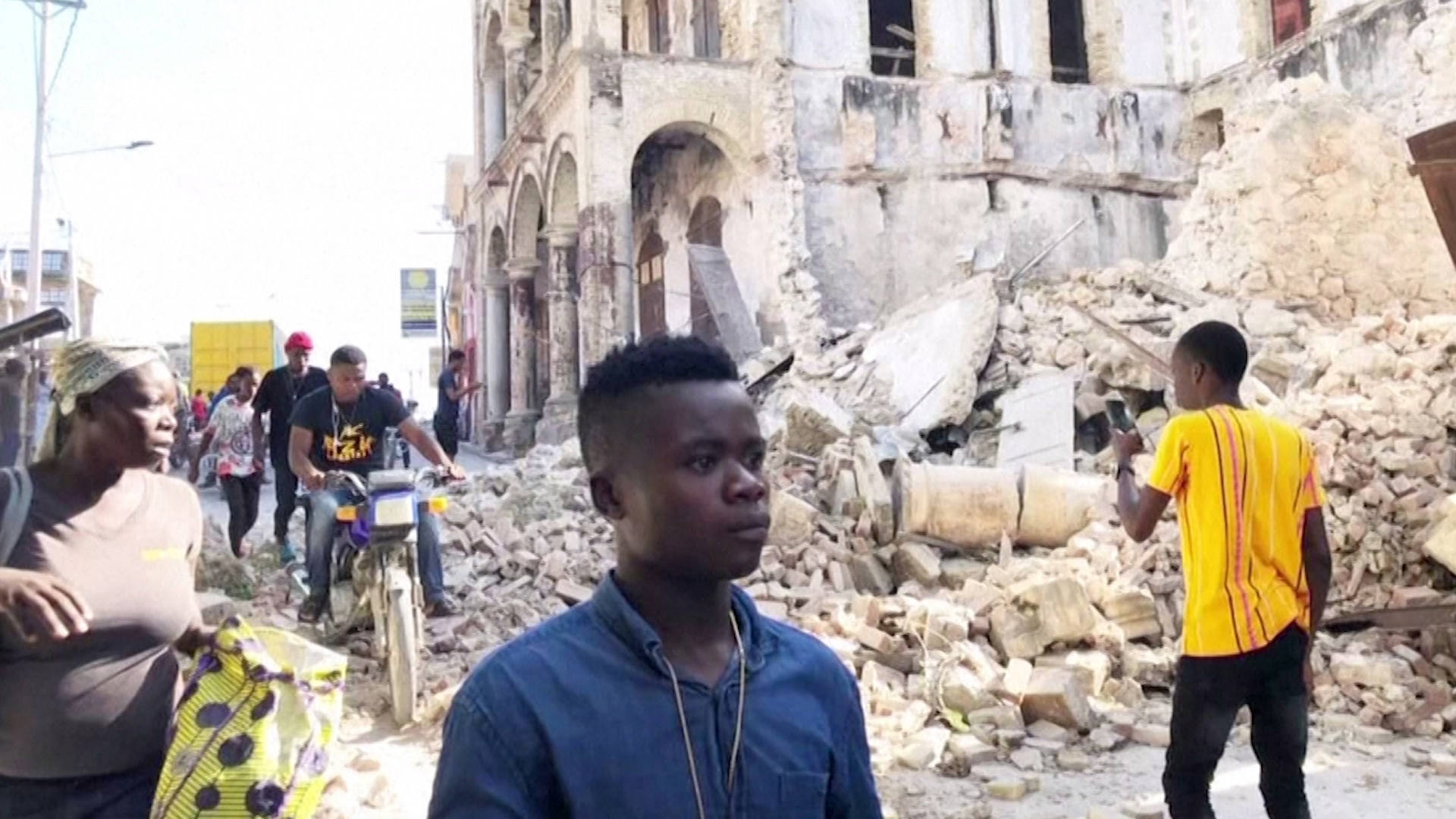 Ландшафт гаити. Гаити фото. Порт-о-пренс гаити девушки. Гаити фото. Жители гаити полный хаус.