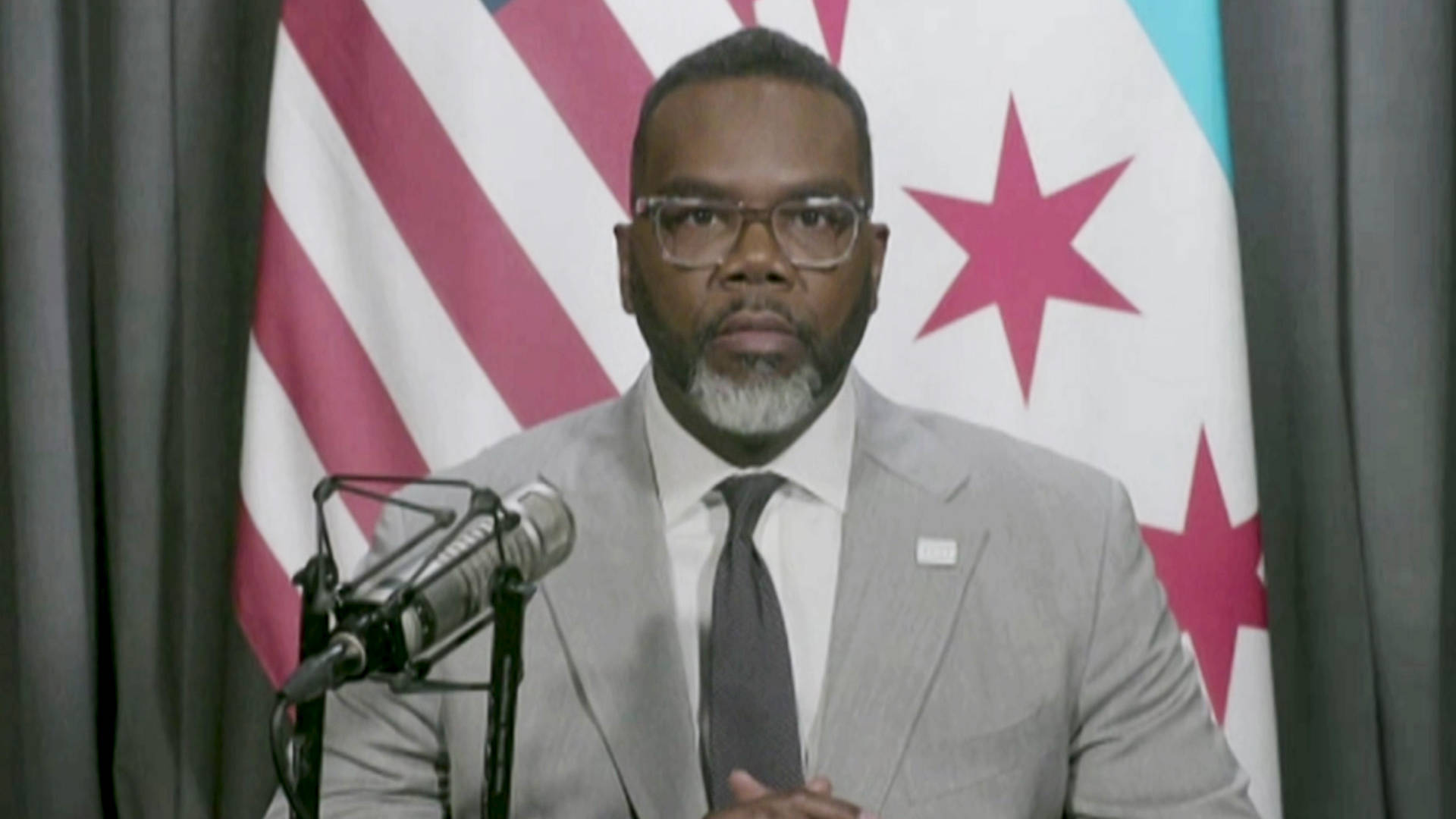 Chicago Mayor Brandon Johnson Directs Local Police to Investigate “Rogue, Reckless” ICE Agents