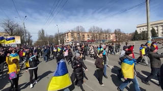 Seg3 kherson protesters