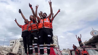 Seg1 gazans celebrate 3
