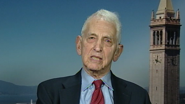 daniel ellsberg in hearing bradley manning act out of