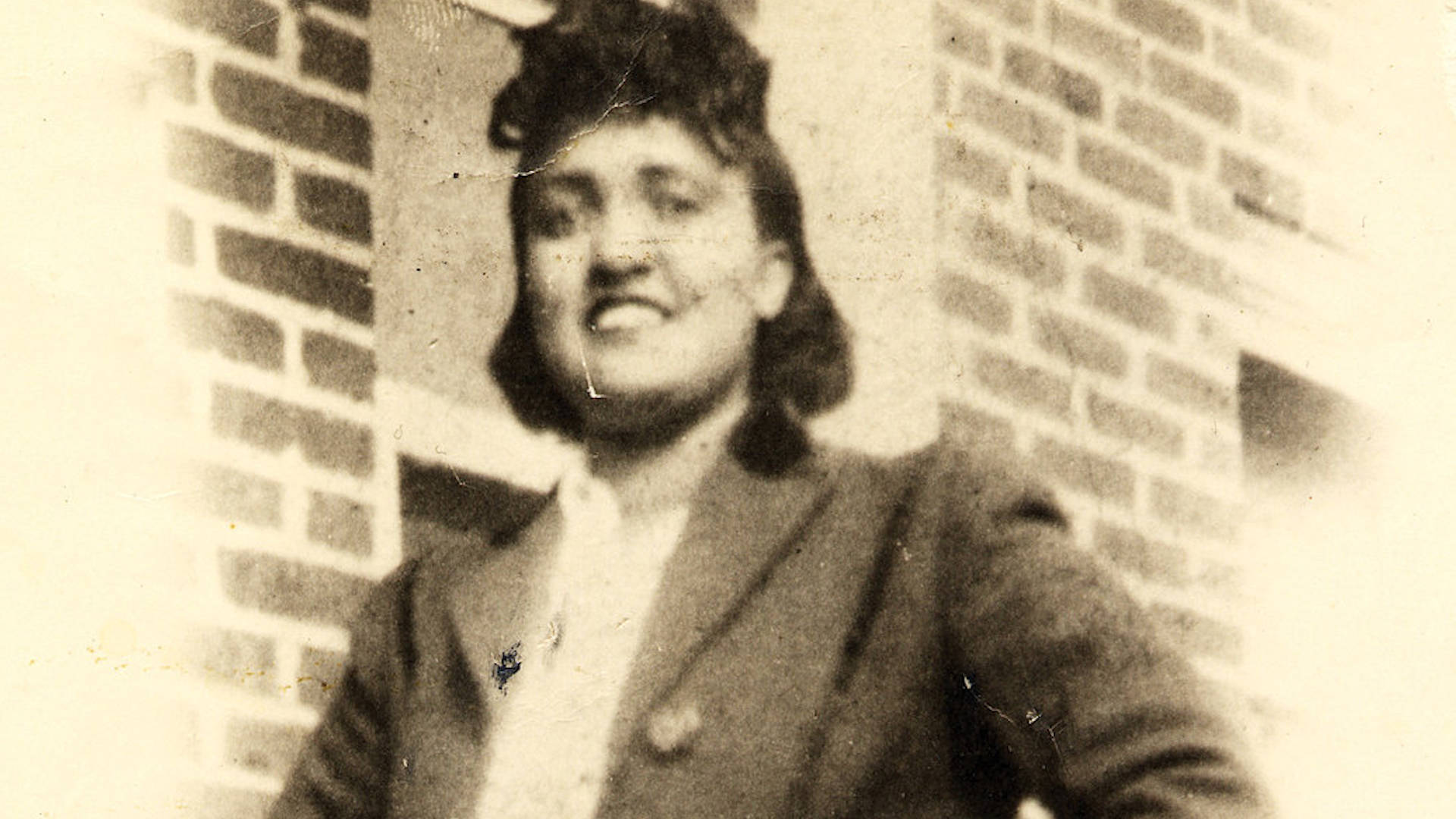 Family of Henrietta Lacks Files Lawsuit over Use of Stolen Cells, Lambasts Racist Medical System