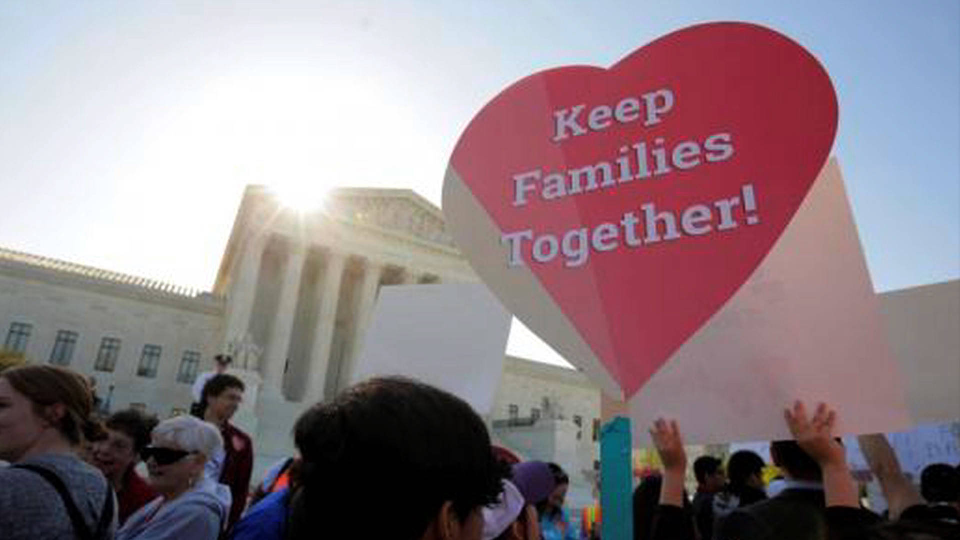 As SCOTUS Deadlocks on Obama’s Immigration Plan, Immigrants “Continue to Live in ...1920 x 1080