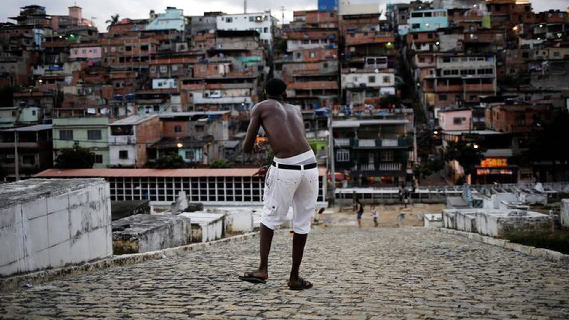 Greenwald: The Olympics May Be Over, But the Anger, Disillusionment Among Brazilians Remains High - Democracy Now!