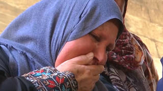 Seg1 gaza funeral mourner