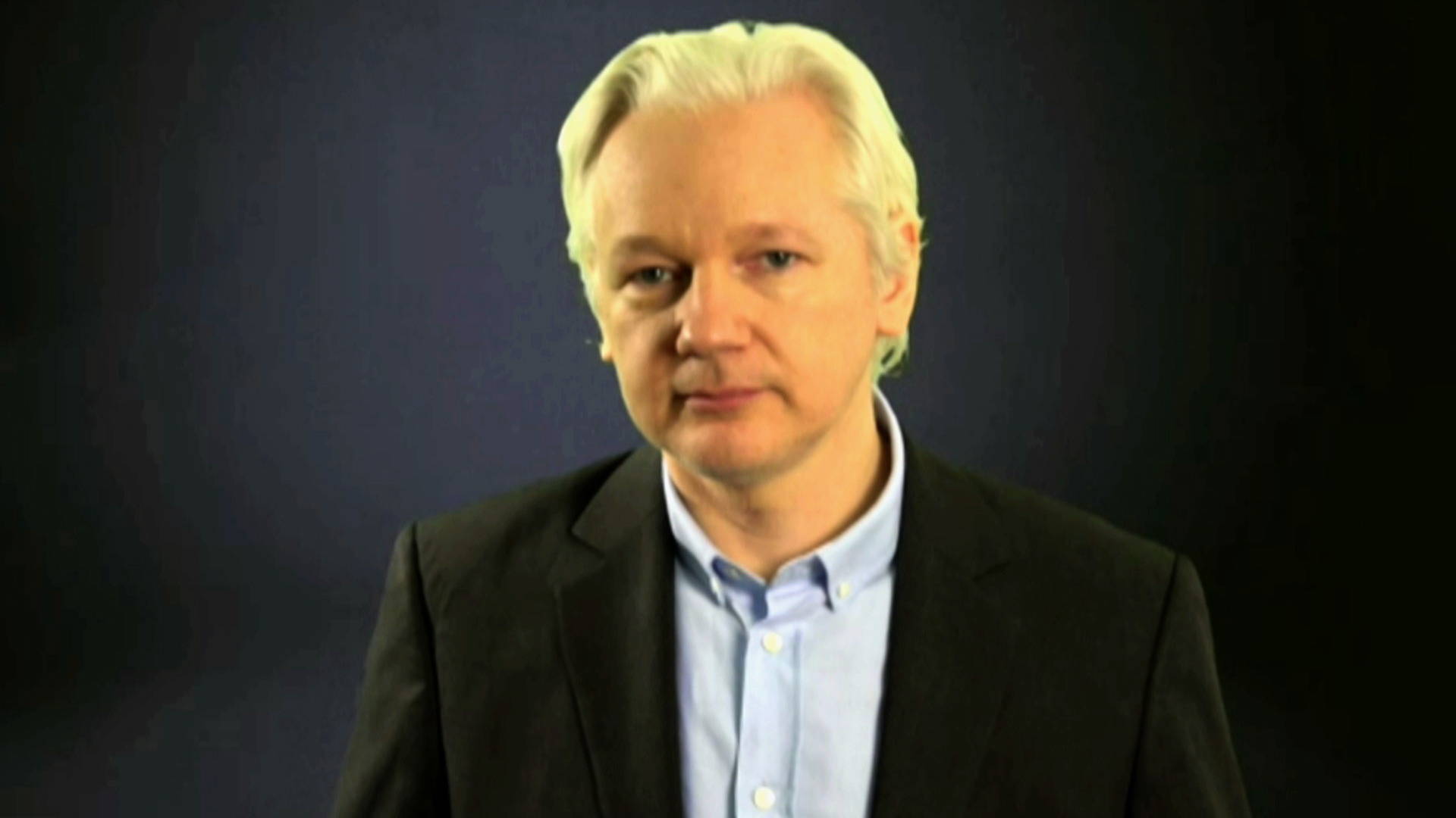 Julian Assange: Accusations of WikiLeaks & Trump Campaign 