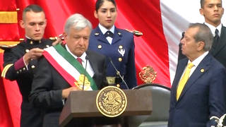 SEG-AMLO-2.jpg