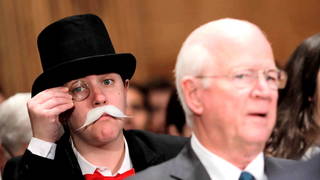 _S1_Congress-sides-with-Wall-Street.jpg