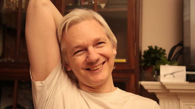 S2 assange grin