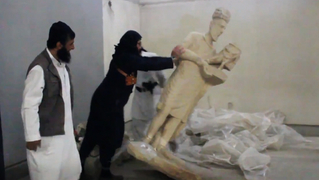 Isil mosul museum statues destroyed 9